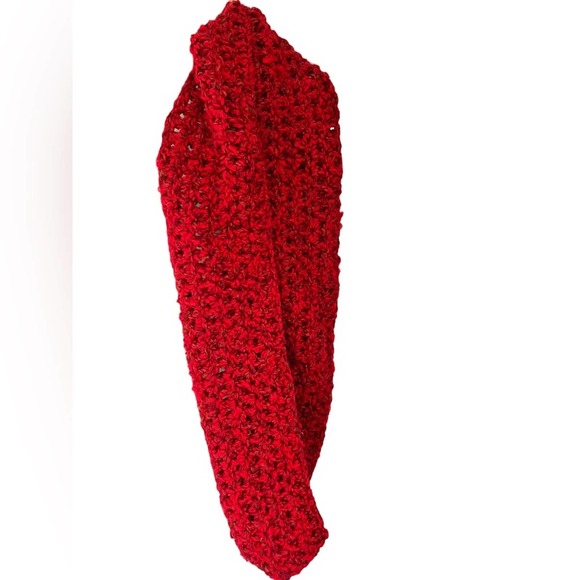 Handcrafted Chunky Cowl Crochet Scarf | Red - Picture 2 of 2